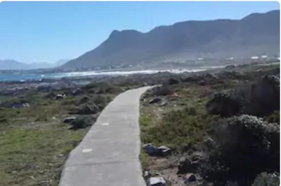 Self Catering Unit 7, Sandbaai Херманус Экстерьер фото