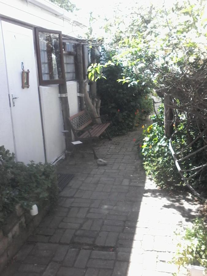 Self Catering Unit 7, Sandbaai Херманус Экстерьер фото